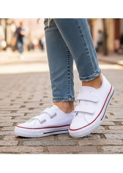 Białe tenisówki dla dziewczynki na rzepy /E7-2  18636 T286/ ze sklepu Pantofelek24.pl w kategorii Trampki dziecięce - zdjęcie 188065300