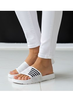 Klapki damskie na basen wodoodporne białe ażurowe /D8-1 18639 T187/ ze sklepu Pantofelek24.pl w kategorii Klapki damskie - zdjęcie 188066214