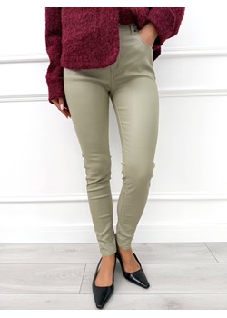 Beżowe Woskowane Spodnie Skinny ze sklepu ModnaKiecka.pl w kategorii Spodnie damskie - zdjęcie 188067370
