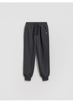 Reserved - Bawełniane spodnie jogger - ciemnoszary ze sklepu Reserved w kategorii Spodnie chłopięce - zdjęcie 188067643