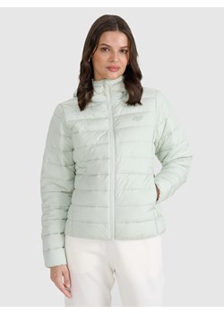 Damska kurtka puchowa pikowana 4F 4FWAW25TDJAF580 - zielona ze sklepu Sportstylestory.com w kategorii Kurtki damskie - zdjęcie 188069074