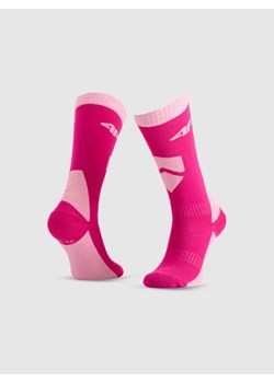 Dziewczęce skarpetki narciarskie 4F 4FJWAW25UFSOF228 - różowe ze sklepu Sportstylestory.com w kategorii Skarpetki dziecięce - zdjęcie 188069243