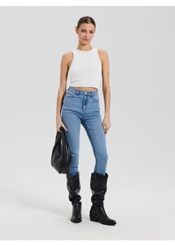 Sinsay - Crop top bez rękawów - biały ze sklepu Sinsay w kategorii Bluzki damskie - zdjęcie 188071403