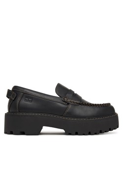 Loafersy Tommy Jeans Archive '01 Loafer Leather EN0EN03005 Czarny ze sklepu eobuwie.pl w kategorii Lordsy damskie - zdjęcie 188071411