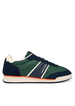 Sneakersy Tommy Jeans Tjm Retro Runner Cleated Winter EM0EM01664 Granatowy ze sklepu eobuwie.pl w kategorii Buty sportowe męskie - zdjęcie 188071731