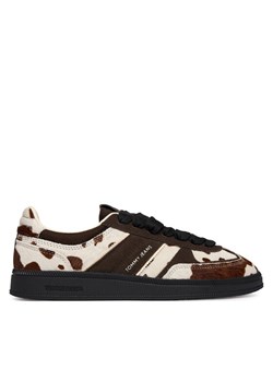 Tommy Jeans Sneakersy The Greenwich Edge Calf Hair EN0EN03007 Brązowy ze sklepu MODIVO w kategorii Buty sportowe damskie - zdjęcie 188074584