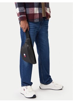 Tommy Jeans Nerka Tjm Daily Tech Bumbag AM0AM13873 Czarny ze sklepu MODIVO w kategorii Nerki - zdjęcie 188074673