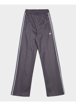 ADIDAS SPODNIE CLASSIC TP ze sklepu JD Sports  w kategorii Spodnie damskie - zdjęcie 188079024