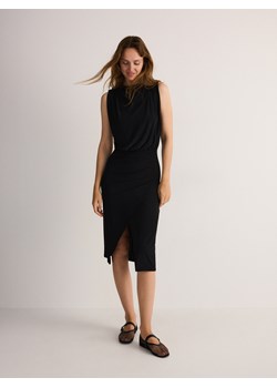 Reserved - Sukienka midi - czarny ze sklepu Reserved w kategorii Sukienki - zdjęcie 188079062