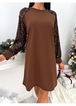 Czekoladowa Prosta Sukienka z Cekinowymi Rękawami ze sklepu ModnaKiecka.pl w kategorii Sukienki - zdjęcie 188083683