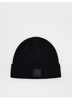 Reserved - Czapka beanie z naszywką - czarny ze sklepu Reserved w kategorii Czapki zimowe męskie - zdjęcie 188087060