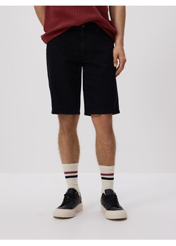 Reserved - Jeansowe szorty slim fit - czarny ze sklepu Reserved w kategorii Spodenki męskie - zdjęcie 188087504