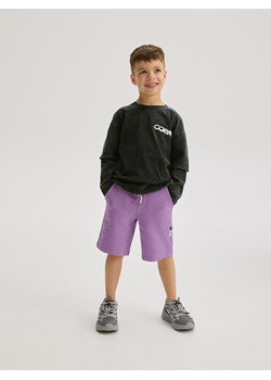 Reserved - Bawełniane szorty - fioletowy ze sklepu Reserved w kategorii Spodenki chłopięce - zdjęcie 188090410