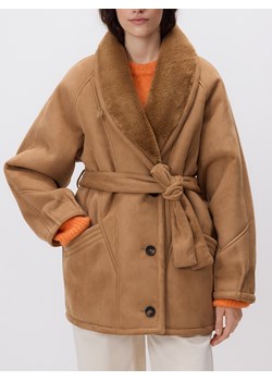Reserved - Kurtka z imitacji zamszu - beżowy ze sklepu Reserved w kategorii Kurtki damskie - zdjęcie 188091082