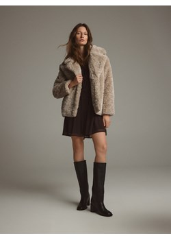 Reserved - Kurtka ze sztucznego baranka - kremowy ze sklepu Reserved w kategorii Futra damskie - zdjęcie 188091112