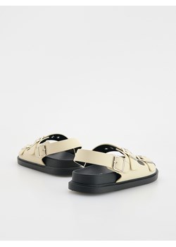 Reserved - Sandały z imitacji skóry - złamana biel ze sklepu Reserved w kategorii Sandały dziecięce - zdjęcie 188093670