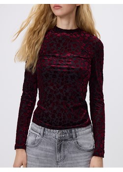 Reserved - Longsleeve w kwiatowy wzór - bordowy ze sklepu Reserved w kategorii Bluzki damskie - zdjęcie 188094141
