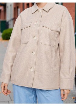 Sinsay - Kurtka koszulowa typu shacket - kremowy ze sklepu Sinsay w kategorii Kurtki damskie - zdjęcie 188094511