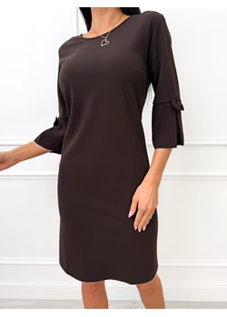 Czekoladowa Klasyczna Sukienka z Rozszerzanym Rękawem ze sklepu ModnaKiecka.pl w kategorii Sukienki - zdjęcie 188097482