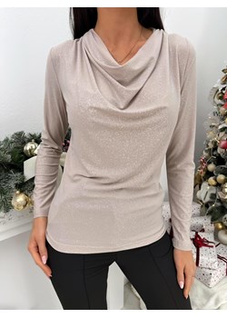 Beżowa Połyskująca Bluzka z Lejącym Dekoltem ze sklepu ModnaKiecka.pl w kategorii Bluzki damskie - zdjęcie 188097613