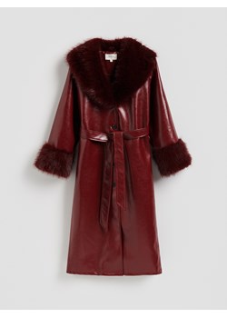 Reserved - Płaszcz z imitacji skóry - burgundowy ze sklepu Reserved w kategorii Płaszcze damskie - zdjęcie 188097954