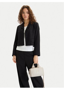 Torebka Calvin Klein Bold Ck Elongated Mini Tote LV04F3411G Biały ze sklepu eobuwie.pl w kategorii Torebki damskie - zdjęcie 188098430