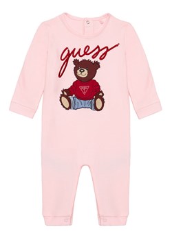 Guess Romper H6RW01 KA6W4 Różowy Regular Fit ze sklepu MODIVO w kategorii Rampersy - zdjęcie 188098452