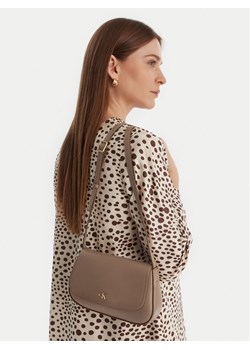 Calvin Klein Torebka Ck Flap Camera Bag LV04F3421G Beżowy ze sklepu MODIVO w kategorii Listonoszki - zdjęcie 188098464