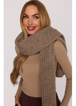 Zimowy szal damski beżowy M896, Kolor beżowy, Rozmiar uniwersalny, MOE ze sklepu Primodo w kategorii Szaliki i chusty damskie - zdjęcie 188099230
