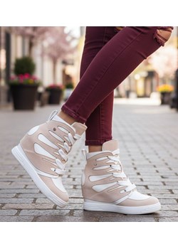 Biało beżowe trampki sneakersy na koturnie Seastar /G6-2 14902 T937/ ze sklepu Pantofelek24.pl w kategorii Trampki damskie - zdjęcie 188100953