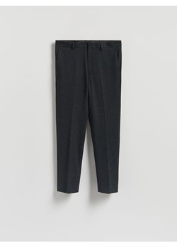 Reserved - Spodnie carrot z kantem - ciemnoszary ze sklepu Reserved w kategorii Spodnie męskie - zdjęcie 188102064