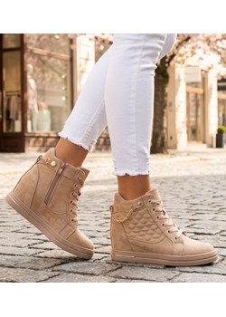 Beżowe sneakersy damskie na koturnie /E6-2 12769 T796/ ze sklepu Pantofelek24.pl w kategorii Botki - zdjęcie 188102732