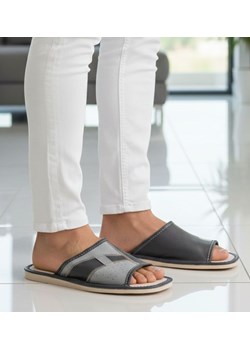 Skórzane szare kapcie klapki męskie /F6-1 4830 S196/ ze sklepu Pantofelek24.pl w kategorii Kapcie męskie - zdjęcie 188103503