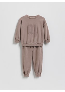 Reserved - Dzianinowy komplet oversize - brązowy ze sklepu Reserved w kategorii Komplety chłopięce - zdjęcie 188104073