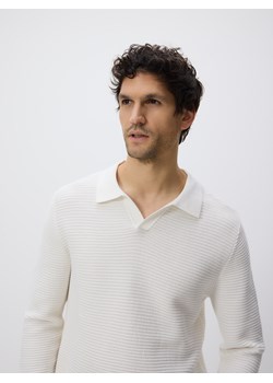 Reserved - Strukturalny sweter polo - biały ze sklepu Reserved w kategorii Swetry męskie - zdjęcie 188104193