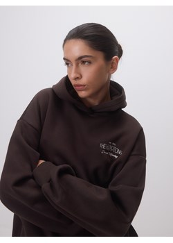 Reserved - Bluza z haftowanym napisem - ciemnobrązowy ze sklepu Reserved w kategorii Bluzy damskie - zdjęcie 188104242