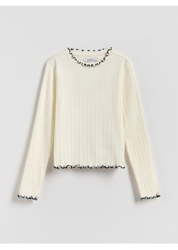 Reserved - Prążkowana koszulka - złamana biel ze sklepu Reserved w kategorii Bluzki dziewczęce - zdjęcie 188105261