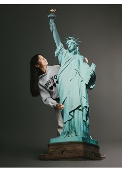 Reserved - Bluza z apikacją - jasnoszary ze sklepu Reserved w kategorii Bluzy dziewczęce - zdjęcie 188105660