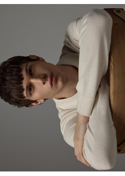 Reserved - Sweter polo z bawełną - beżowy ze sklepu Reserved w kategorii Swetry męskie - zdjęcie 188105782