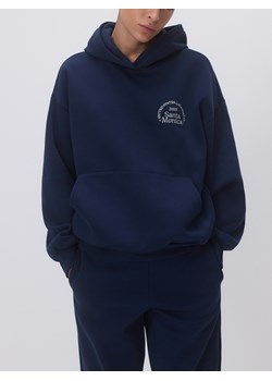Reserved - Bluza z haftowanym napisem - granatowy ze sklepu Reserved w kategorii Bluzy damskie - zdjęcie 188110944
