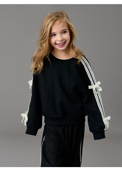 Sinsay - Bluza crewneck z ozdobną koronką - czarny ze sklepu Sinsay w kategorii Bluzy dziewczęce - zdjęcie 188112023