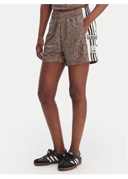 adidas Szorty sportowe Adibreak KD8821 Beżowy Loose Fit ze sklepu MODIVO w kategorii Szorty - zdjęcie 188112301