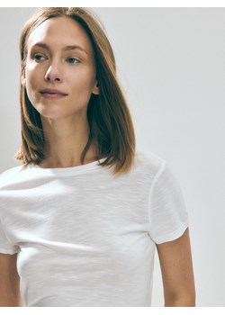 Reserved - T-shirt z wiskozy - złamana biel ze sklepu Reserved w kategorii Bluzki damskie - zdjęcie 188113032