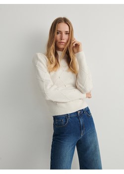 Reserved - Sweter z dekoracyjnymi detalami - kremowy ze sklepu Reserved w kategorii Swetry damskie - zdjęcie 188113144