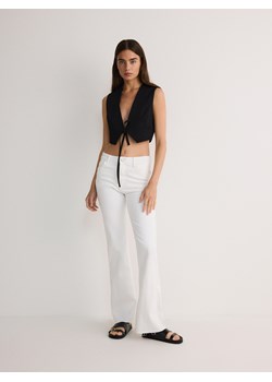 Reserved - Jeansy flare high waist - biały ze sklepu Reserved w kategorii Jeansy damskie - zdjęcie 188113244