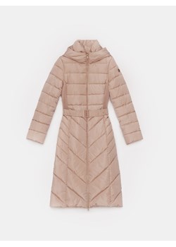 Mohito - Pikowany płaszcz - beżowy ze sklepu Mohito w kategorii Płaszcze damskie - zdjęcie 188114422