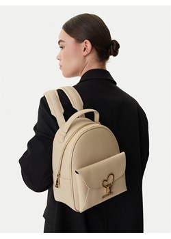 Plecak LOVE MOSCHINO JC4137PP1OLQ0110 Écru ze sklepu eobuwie.pl w kategorii Plecaki - zdjęcie 188117541