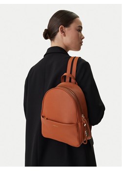 Plecak Coccinelle U45 Coccinellenory E1 U45 14 02 01 Brązowy ze sklepu eobuwie.pl w kategorii Plecaki - zdjęcie 188117551