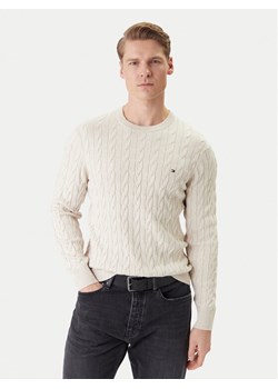 Tommy Hilfiger Sweter MW0MW33132 Beżowy Regular Fit ze sklepu MODIVO w kategorii Swetry męskie - zdjęcie 188118441