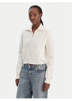 Tommy Jeans Kardigan Cozy Sript DW0DW22029 Écru Regular Fit ze sklepu MODIVO w kategorii Swetry damskie - zdjęcie 188118461
